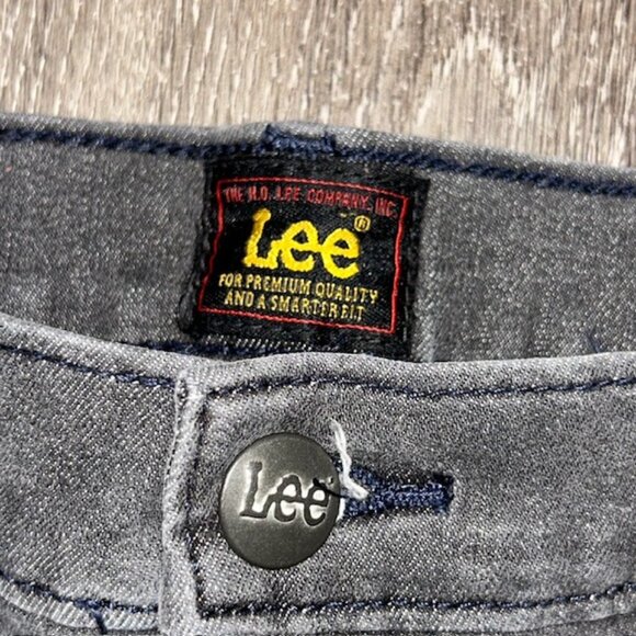 Lee Jeans Women Black High Rise Size 14M Tapered Denim Stretch Jeans Curvy - Picture 3 of 6